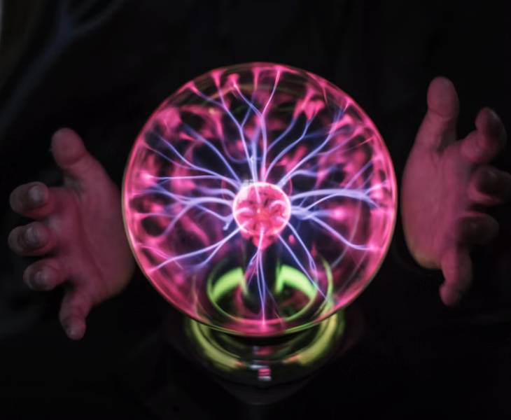 Мозг-предсказатель: как предиктивность управляет нашим поведением и почему мы ошибаемся